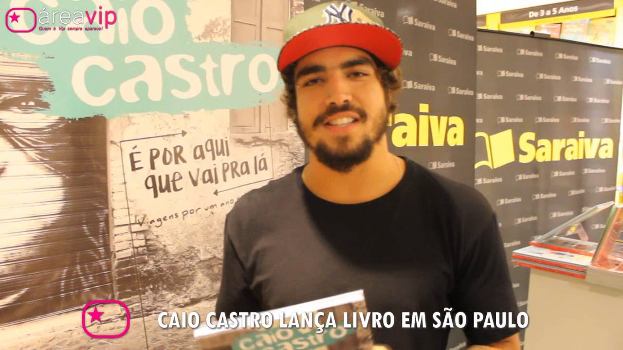 Caio Castro apresenta seu primeiro livro para o Área Vip