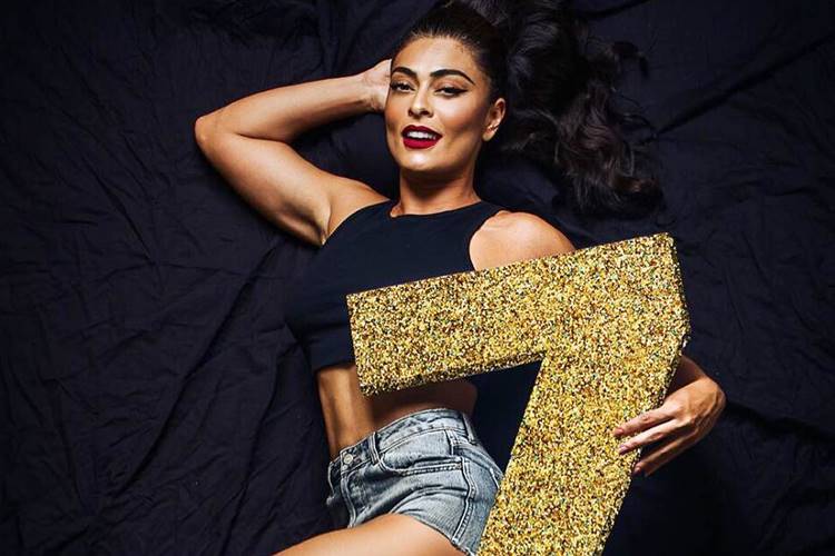 Juliana Paes comemora 7 milhões de seguidores no Instagram