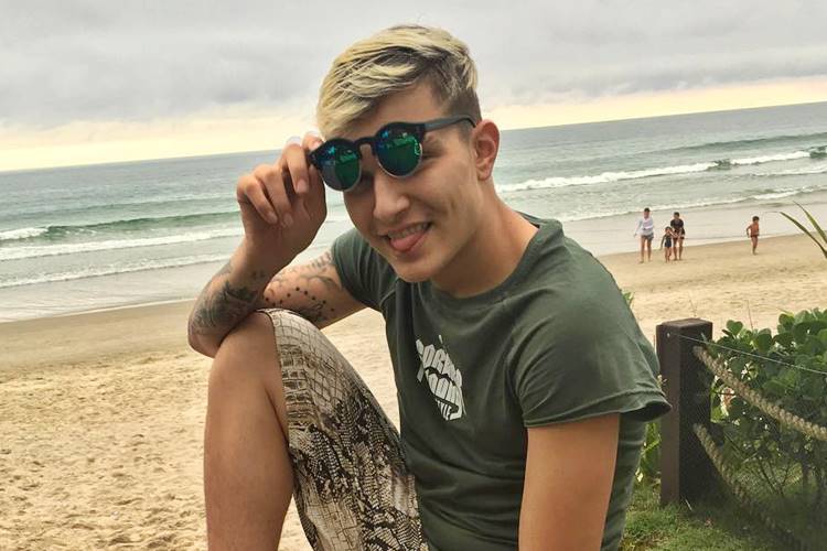 MC Gui anuncia fim de relacionamento