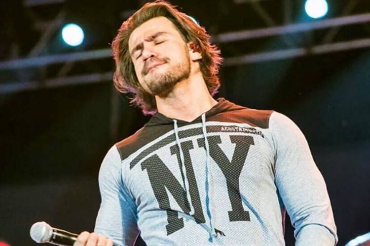 Após acidente, Mariano marca data de sua volta aos palcos