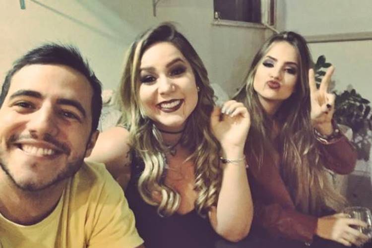 Meses após separação, Matheus Lisboa e Maria Cláudia aparecem juntos em foto