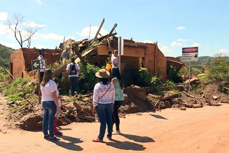 ‘Profissão Repórter’ visita a região de Mariana (MG) um ano após a maior tragédia ambiental do Brasil