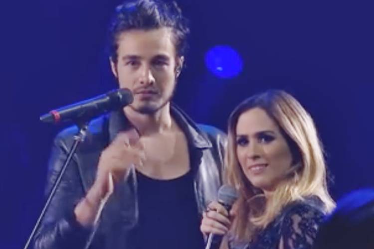 Após beijão em noite de premiação, Tatá Werneck e Tiago Iorc foram embora juntos