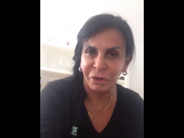 Gretchen lança canal no YouTube e vídeos fazem sucesso