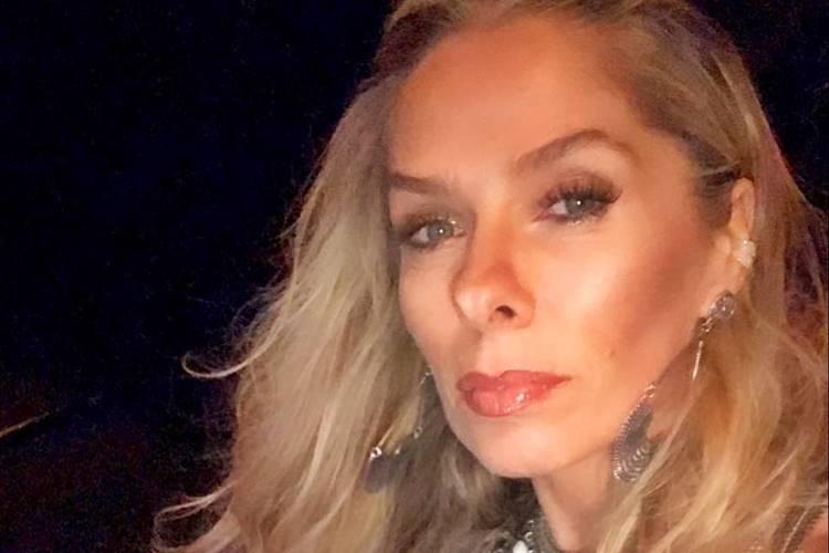 Aos 43 anos, Adriane Galisteu quer engravidar