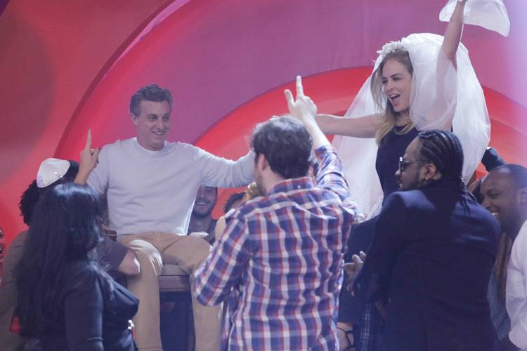 Regina Casé recebe Angélica e Huck para falar sobre tolerância religiosa