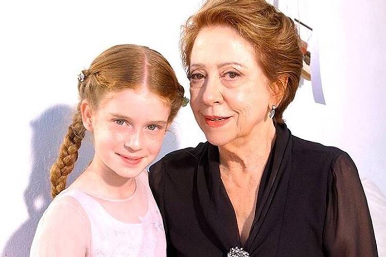 Marina Ruy Barbosa relembra novela com Fernanda Montenegro