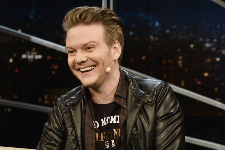 Michel Teló declara que já pensa em ter outro filho