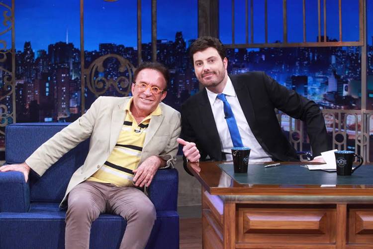 Danilo Gentili recebe Moacyr Franco no The Noite