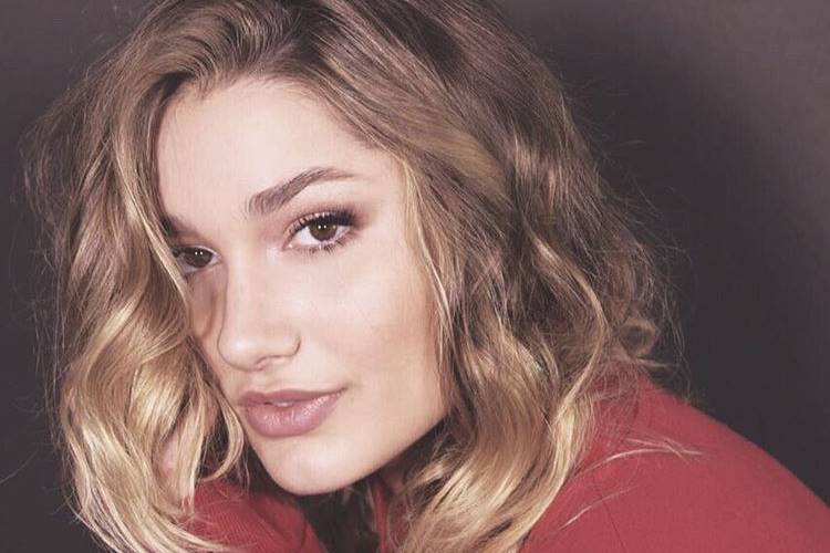 Sasha faz pose de modelo e arranca elogios de seguidores nas redes sociais