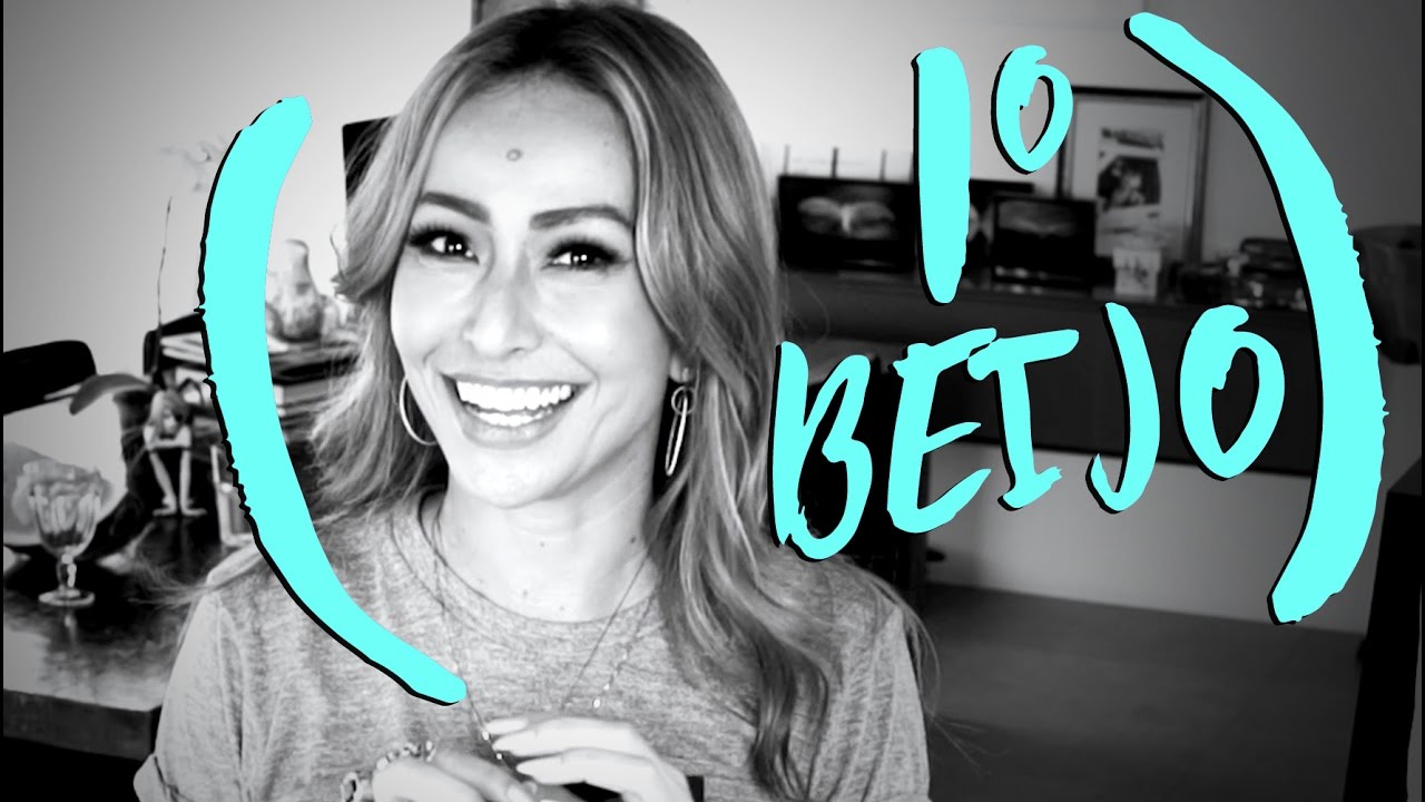 Com bom humor, Sabrina Sato ensina a beijar em novo vídeo do Youtube – Veja!