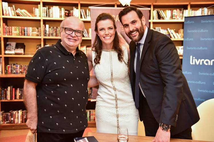 Dacio nitrini, diretor de jornalismo da TV Gazeta com Juliana e Peter Divulgação