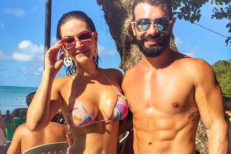 Laura Keller e Jorge Sousa aproveitam lua de mel em Natal