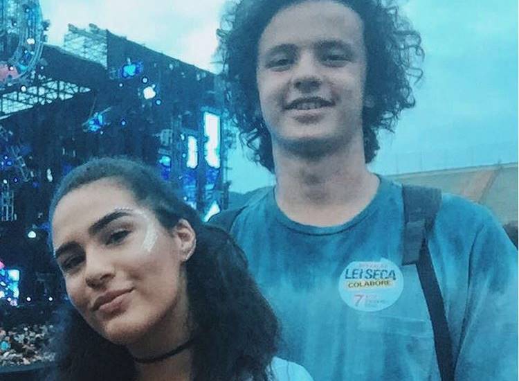 Lívia Aragão assume namoro com DJ