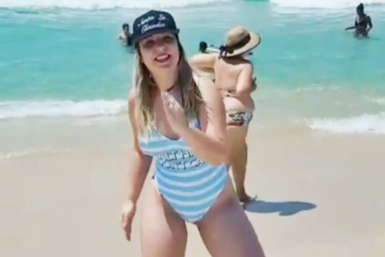 Ao som do hit “Deu Onda”, Maria Cláudia comemora 1,5 milhões de seguidores no Instagram