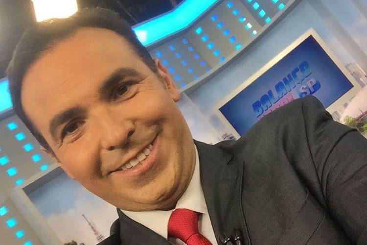 Reinaldo Gottino fala sobre sua nova dieta em reportagem sobre emagrecimento