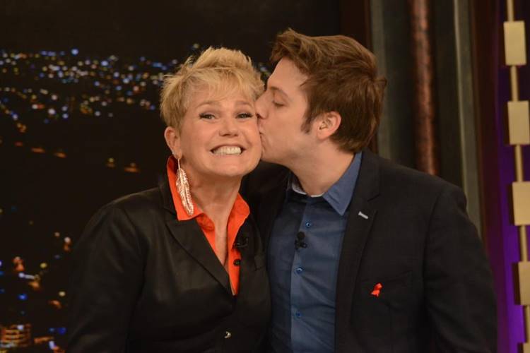 Xuxa dubla Angélica e Eliana no ‘Programa do Porchat’ – Veja as fotos!