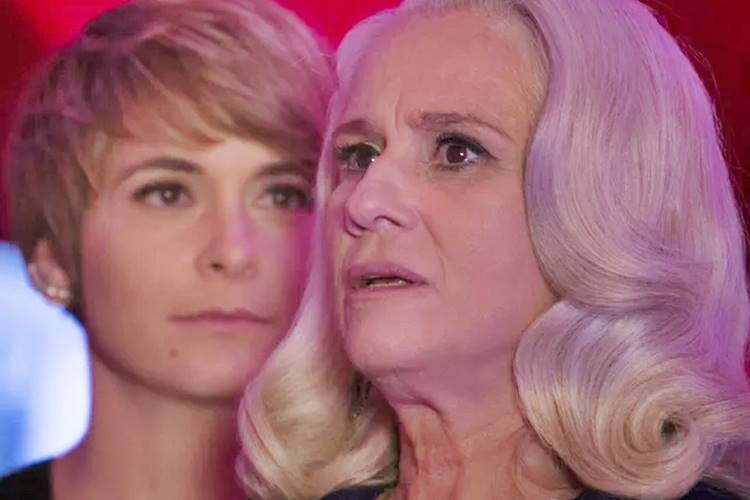 A Lei do Amor - Helô e Mág