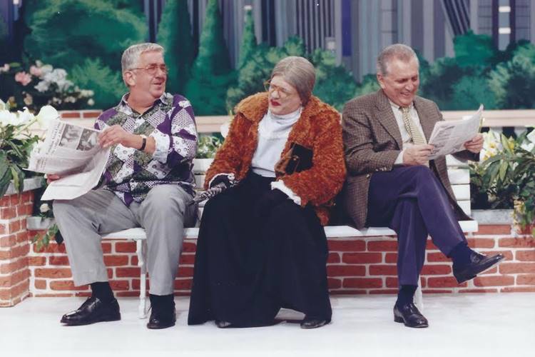 “A Praça é Nossa” reexibe quadros que marcaram sua história