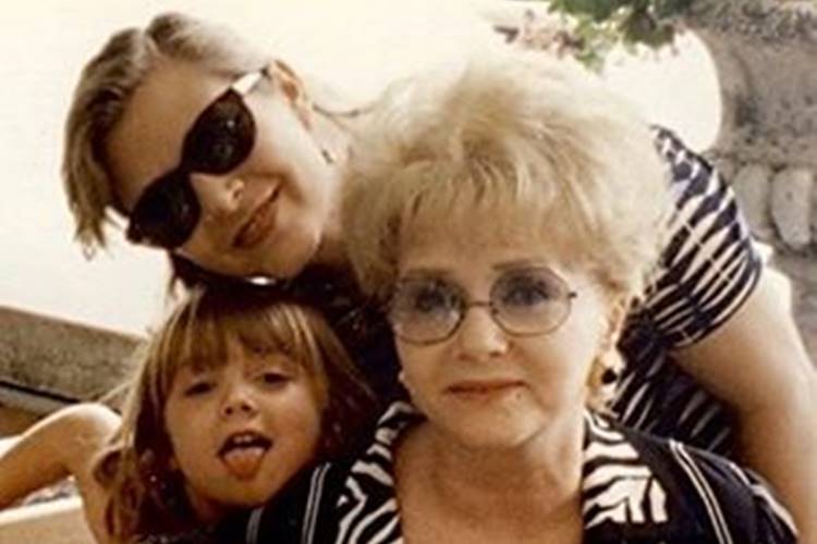 Billie - Carrie - Debbie