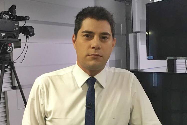 Evaristo Costa nega ida para o SBT