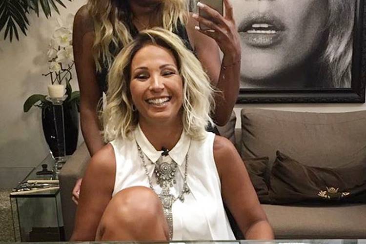 Valesca Popozuda exibe novo visual nas redes sociais