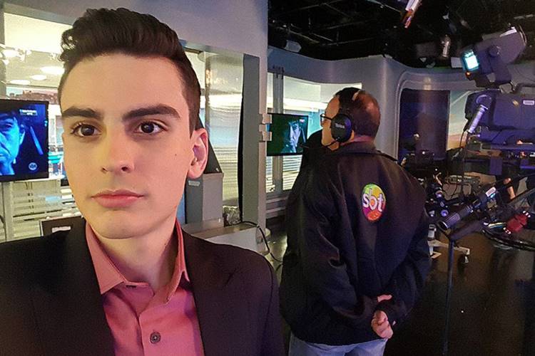 Silvio Santos ordena e Dudu Camargo volta com jornal no SBT