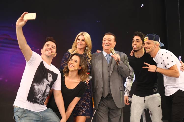 Val Marchiori esclarece polêmicas no Programa Raul Gil