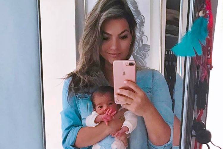 Após parto, Kelly Key já perdeu 8 quilos