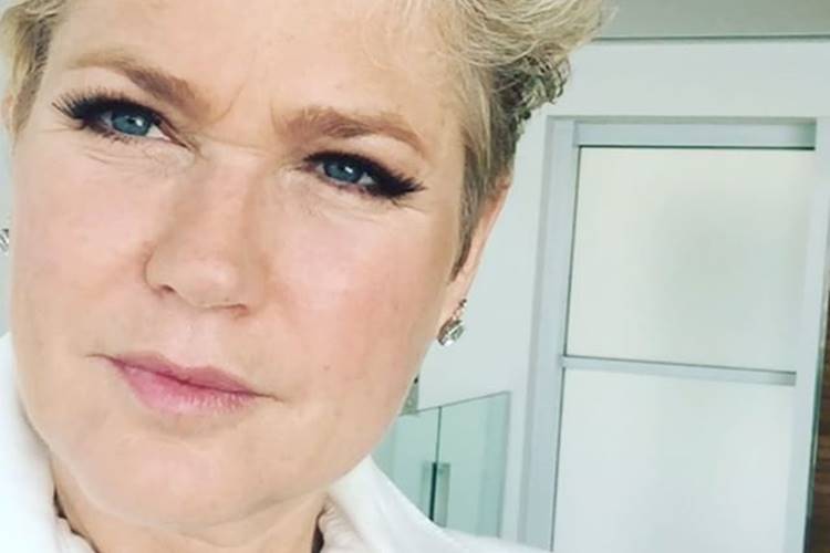 Xuxa faz desabafo sobre problema financeiro e diz que poderá fechar sua fundação