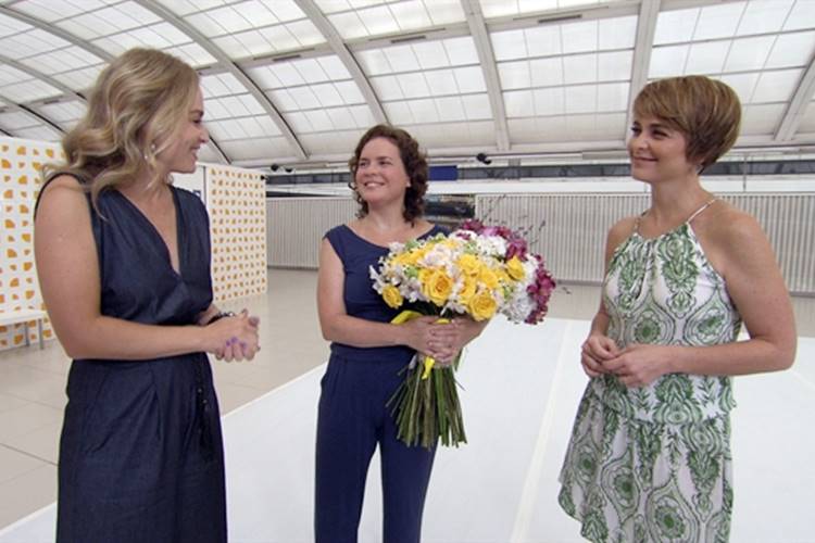 Claudia Abreu homenageia sua irmã no ‘Estrelas’