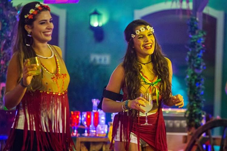 BBB17 - Vivian e Emilly BBB17 - Vivian e Emilly (Globo/Paulo Belote)