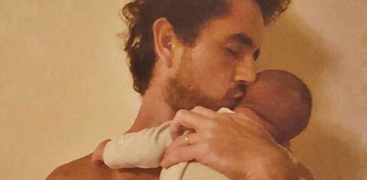 Felipe Andreoli e o filho Rocco / Instagram