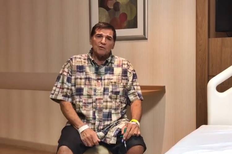 Cantor Jerry Adriani é internado e posta vídeo tranquilizando os fãs – Confira!