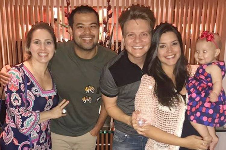 Melinda rouba a cena em foto compartilhada por Thais Fersoza