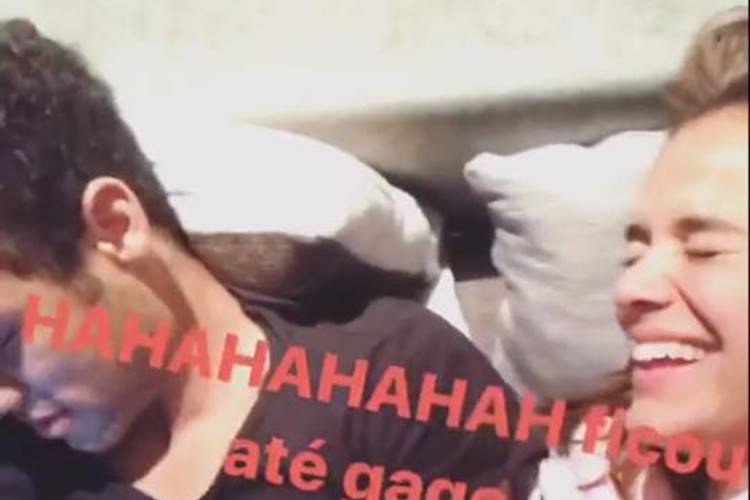 Bruna Marquezine ganha de Neymar em jogo e comemora nas redes sociais