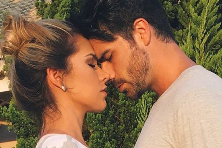 Adriana Sant’ Anna critica fama e fala sobre importância da família