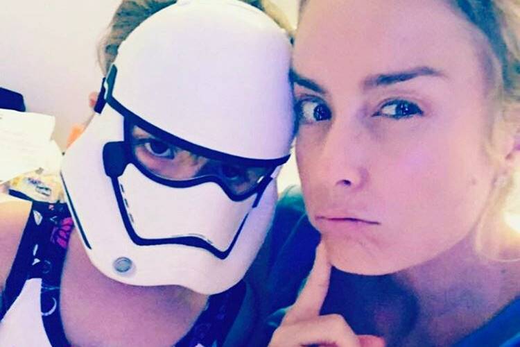 Luciano Huck e Angélica postam fotos divertidas com herdeiros