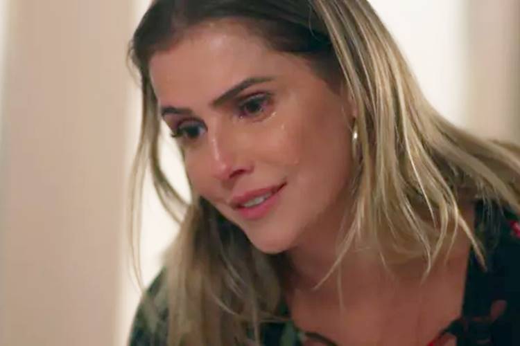 Malhação: Ricardo acorda e pede a Tânia que tire Manu de perto de Caio