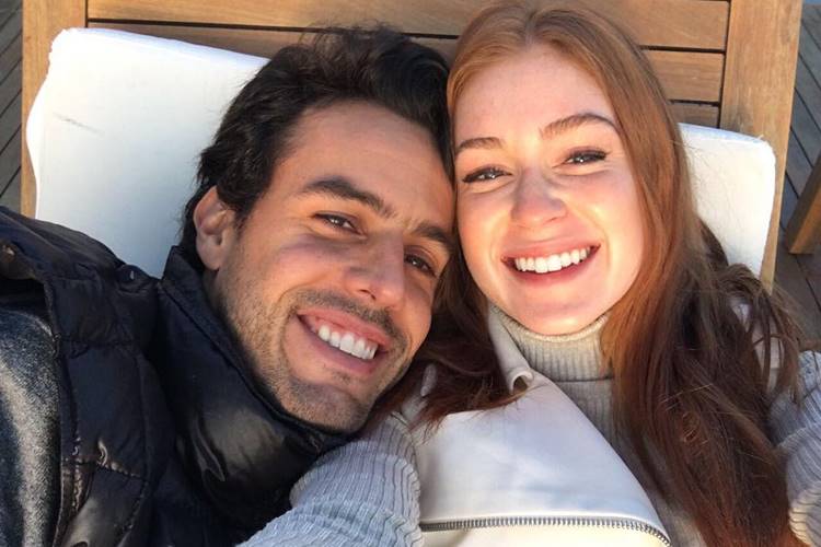 Marina Ruy Barbosa publica foto com noivo e se declara