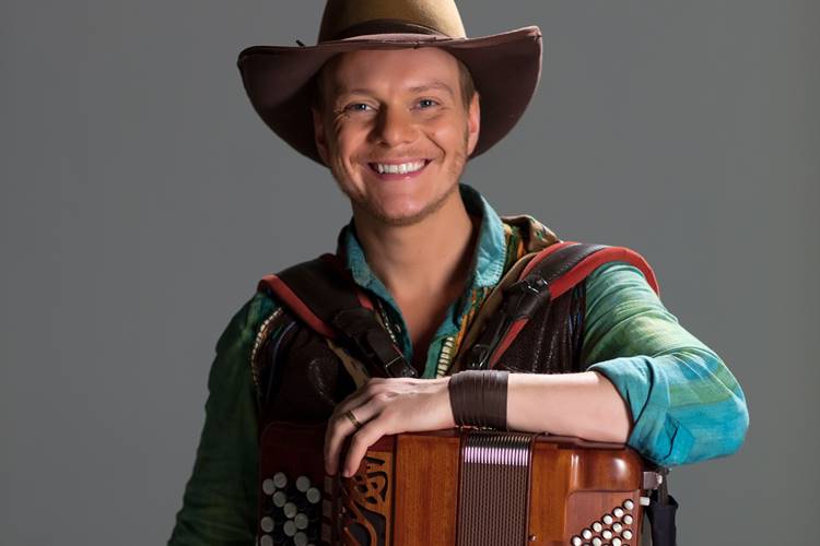 Michel Teló (Bruno Fioravanti)