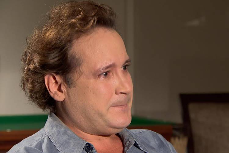 Ex-Menudo Roy confessa a Roberto Cabrini que tentou se suicidar - Área VIP