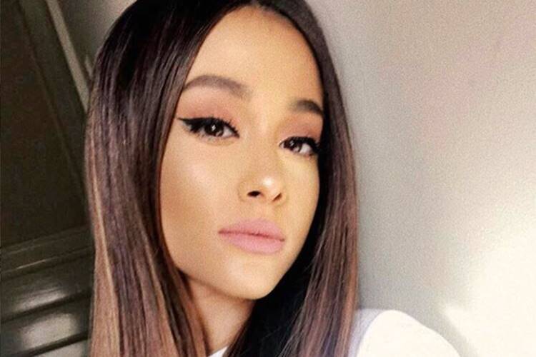Ariana Grande/ Instagram