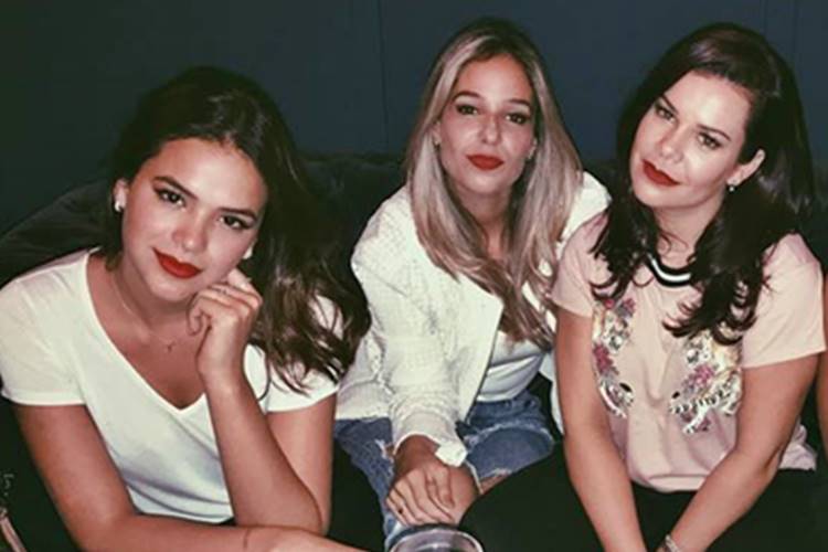 Bruna Marquezine e Fernanda Souza/Instagram