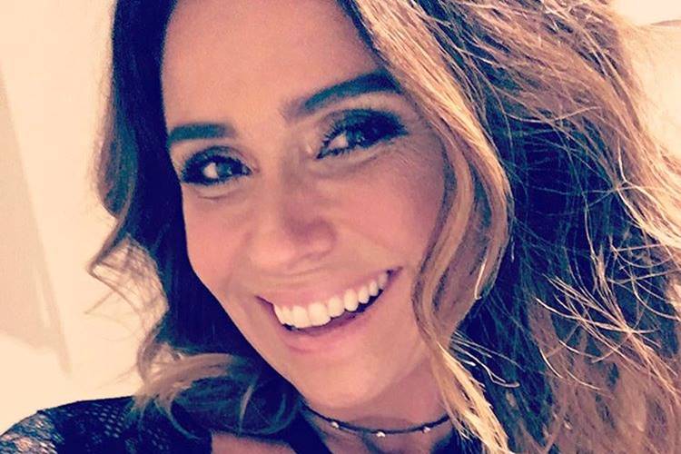 Após cirurgia, Giovanna Antonelli se recupera em casa