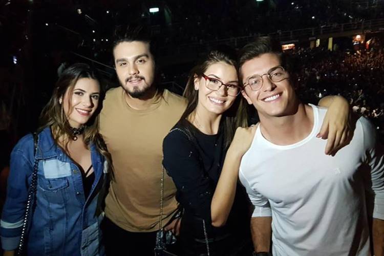 Jade Magalhães, Luan Santana, Camila Queiroz e Klebber Toledo/ Instagram Stories