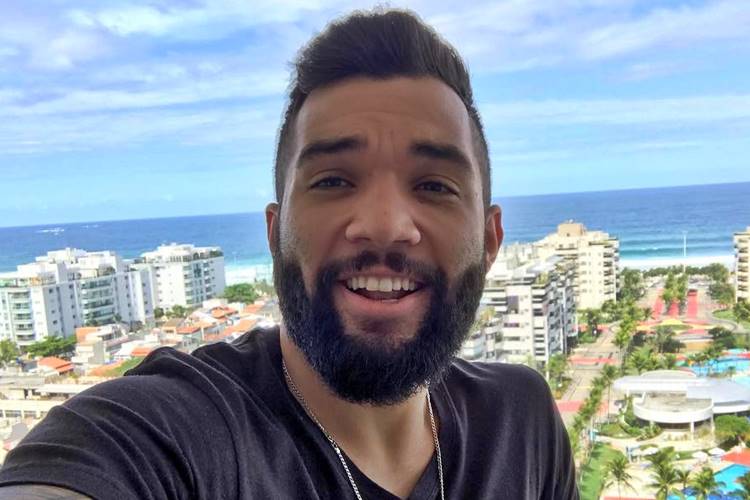 Jonathan Costa rebate polêmica sobre pensão de filho com Antonia Fontenelle