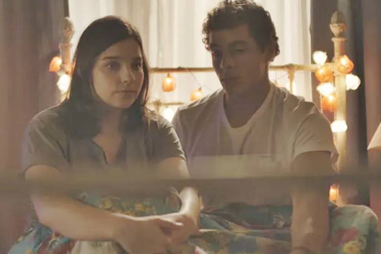 Malhação: Keyla resiste à investida de Tato