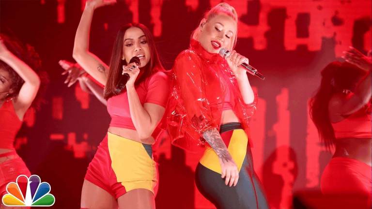 Anitta estreia na TV americana com a performance de “Switch” com Iggy Azalea – Confira o vídeo!