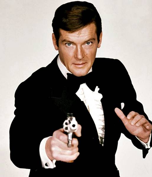 Roger Moore - 007 / Reprodução